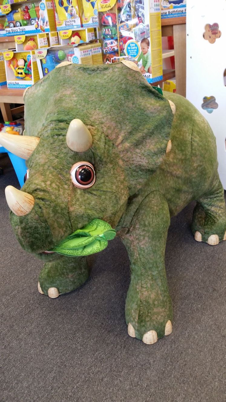 Playskool Kota Koda the My Tricetatops Animatronic Dinosaur with Leaf Ride On