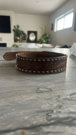 Vintage Leather Detailed Belt