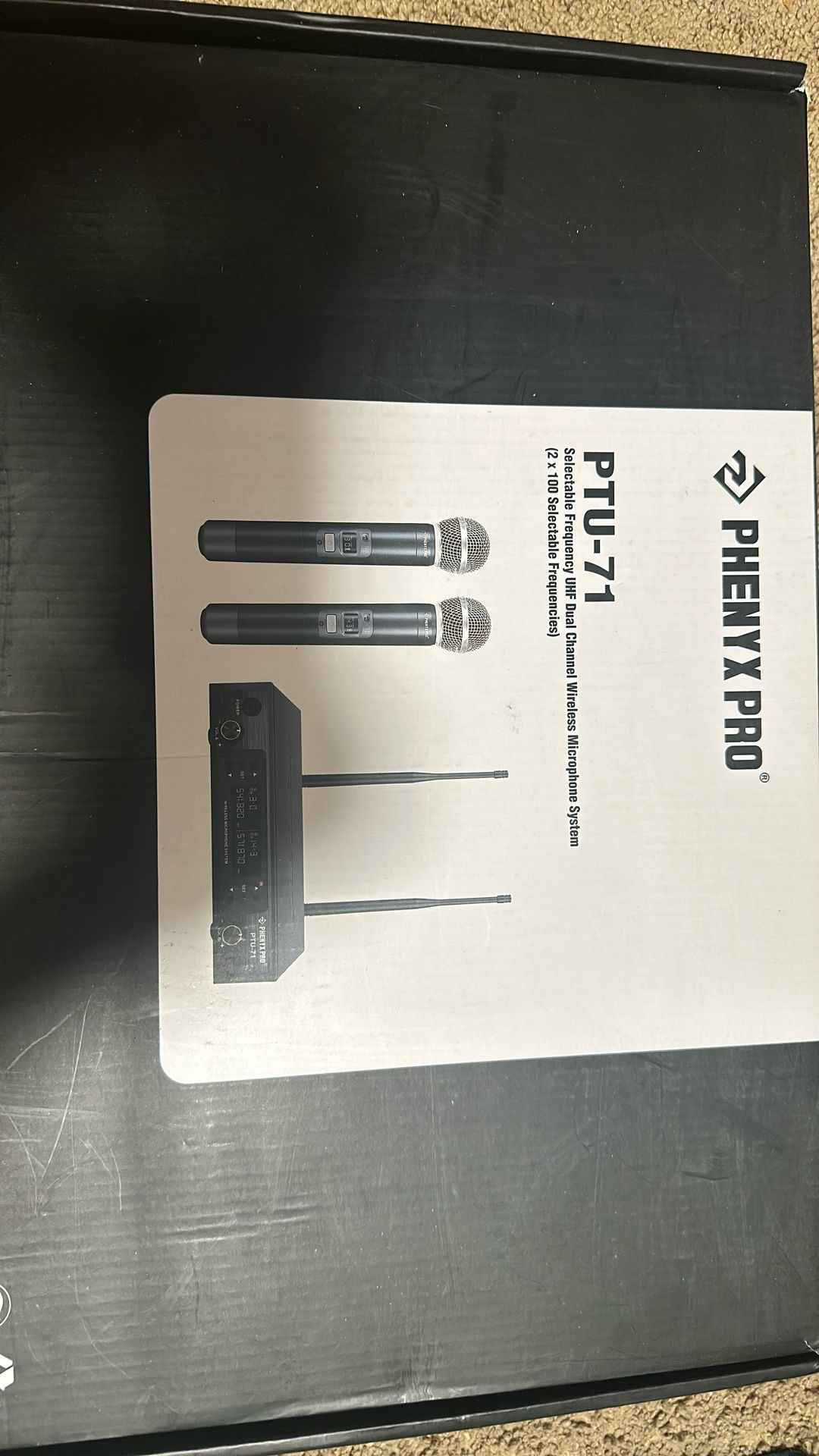 Dual Wireless Microphones