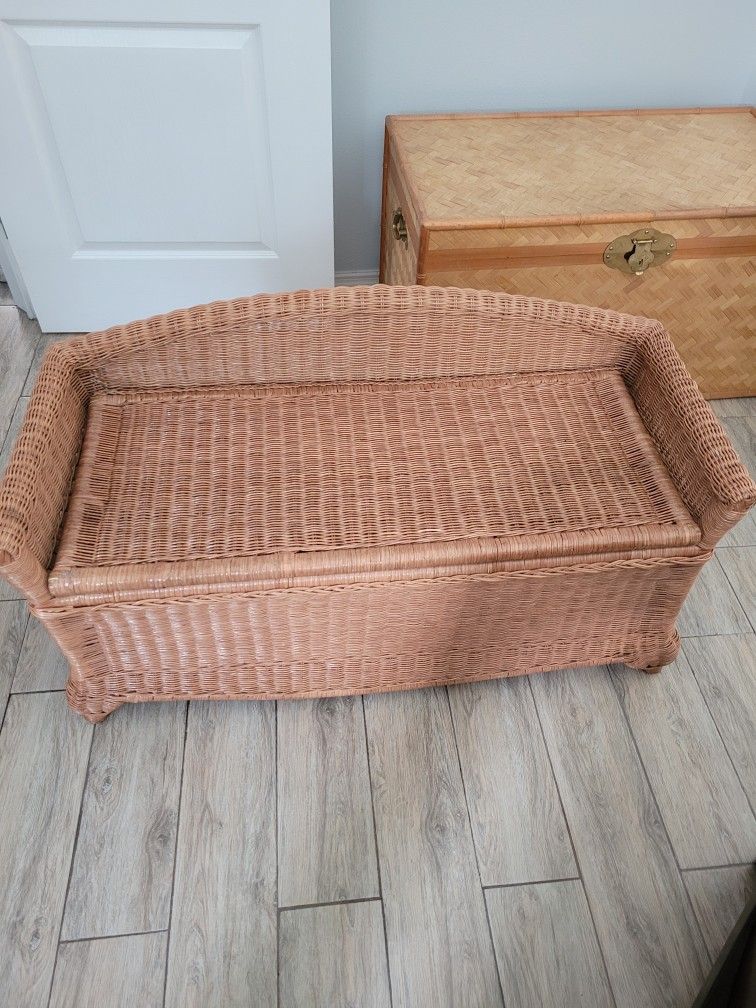 Wicker Bench With Storage