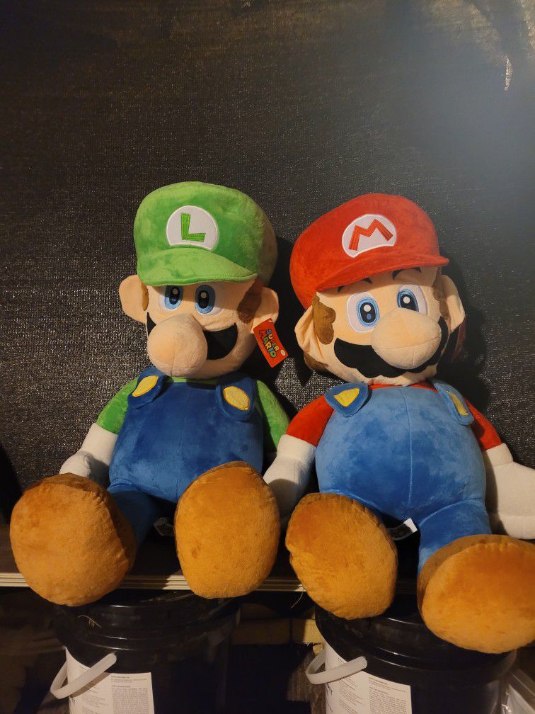 Mario & Luigi Giant Plush