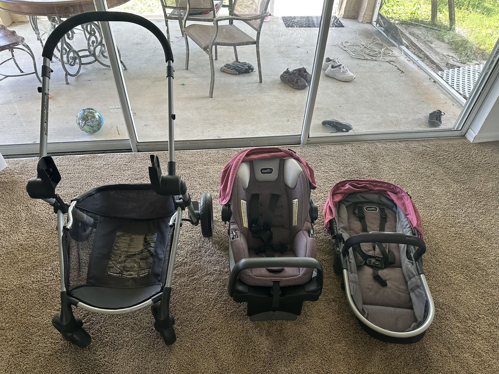 Evenflo Pivot Modular Travel System With Child Car Seat And Base