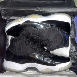 Air Jordan 11 Retro Space Jam 2016