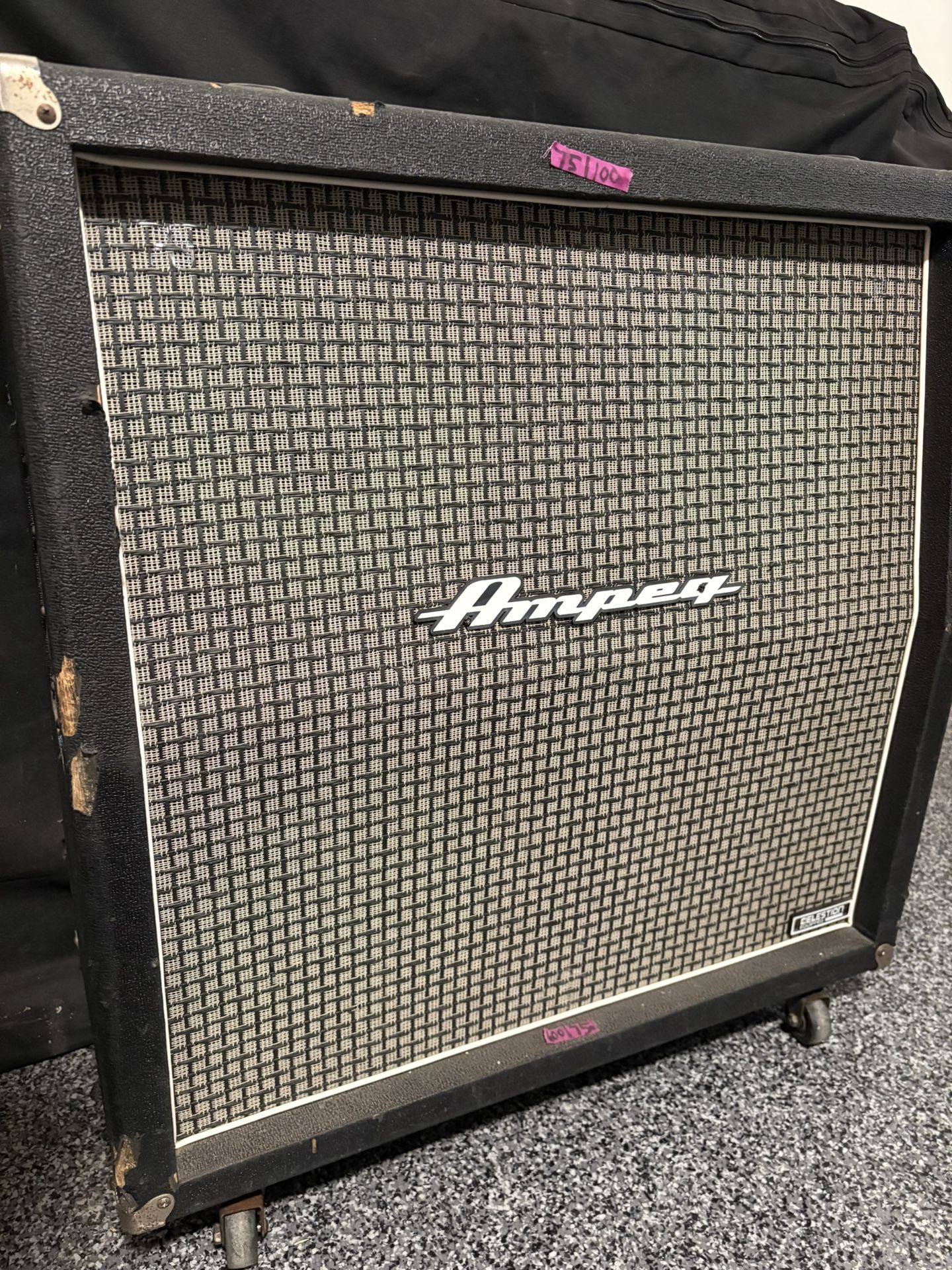 AMPEG 4x12 Cab
