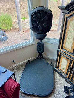 LiteBoxer Boxing Machine (LIKE NEW)