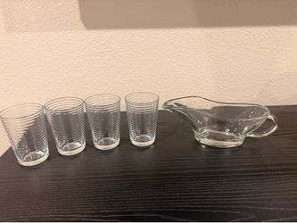 Vasos y para echar gravy