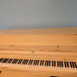 Wurlitzer Piano