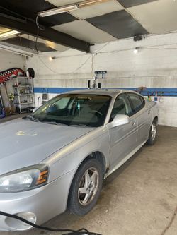 2004 Pontiac Grand Prix