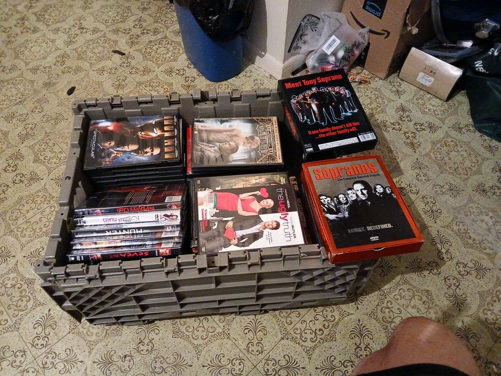 DVD Player & 150+ Movies