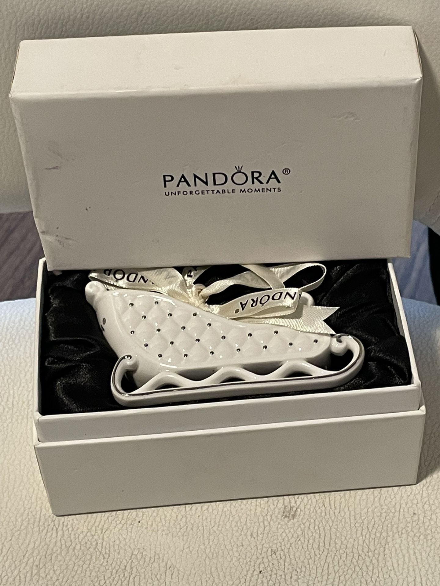 Pandora Sleigh Ornaments 