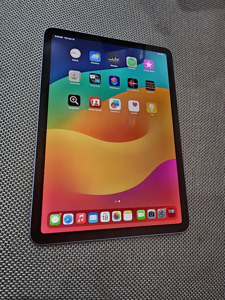 Apple IPad Air 5th Gen 256gb