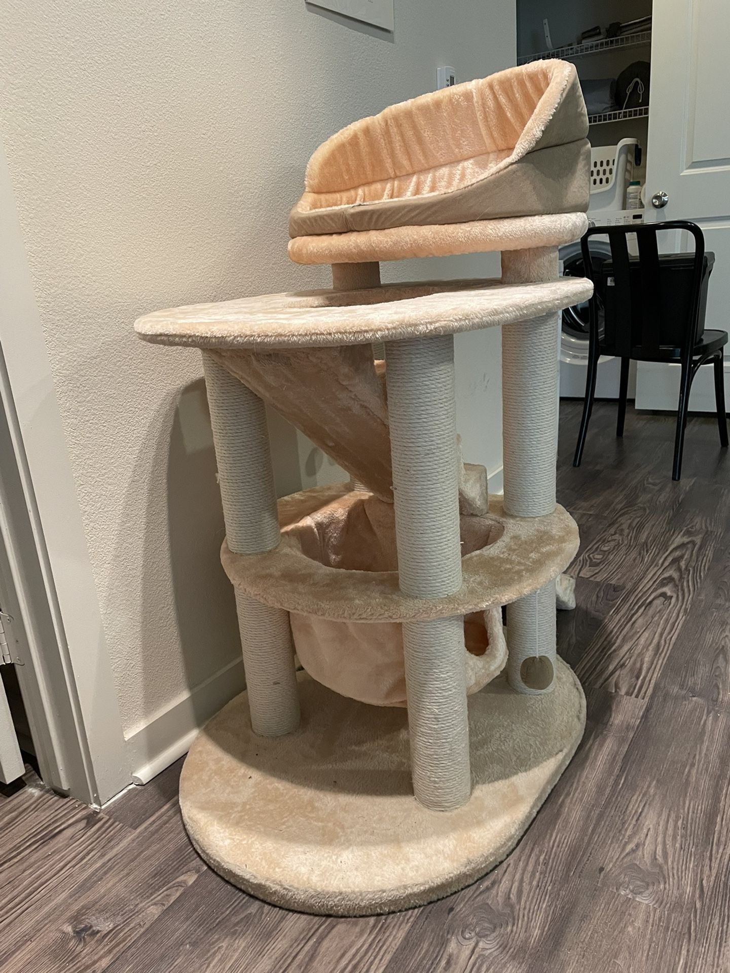 TRIXIE Cat Tree Or Cat Condo With Stairs