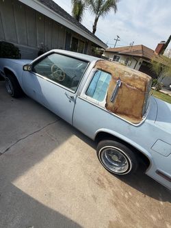 Cadillac coupe deville 1985