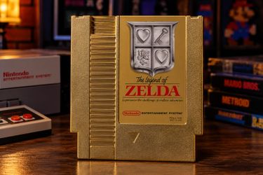 Nintendo NES Games: The Legend of Zelda Gold Cartridge