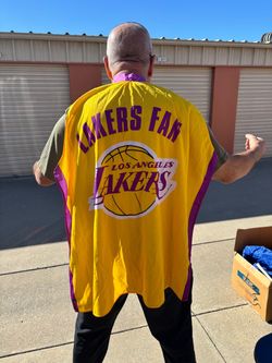 Los Angeles Lakers Fan Cape