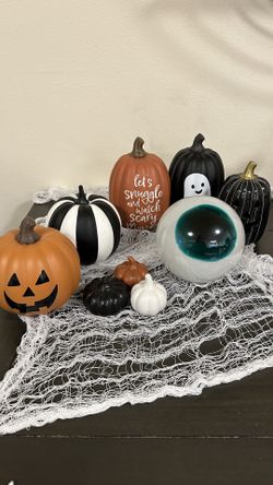 Halloween Decor