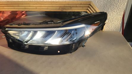 2023 - 2026 FORD ESCAPE LEFT HEADLIGHT DRIVER SIDE LED  USED OEM. DD4
