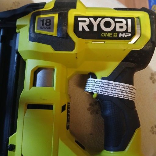 RYOBI
ONE+ HP 18V 18-Gauge Brushless Cordless AirStrike Brad Nailer (Tool Only)