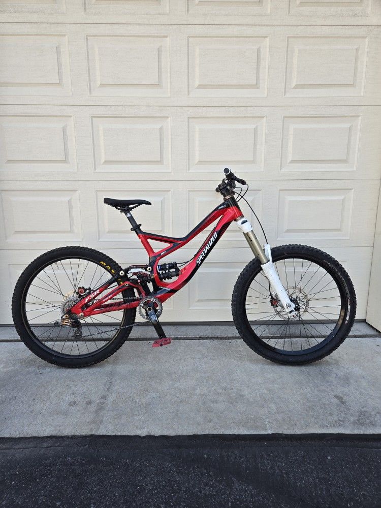 Specialized DEMO 8