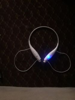 Wireless Blue tooth ear buds 25 obo