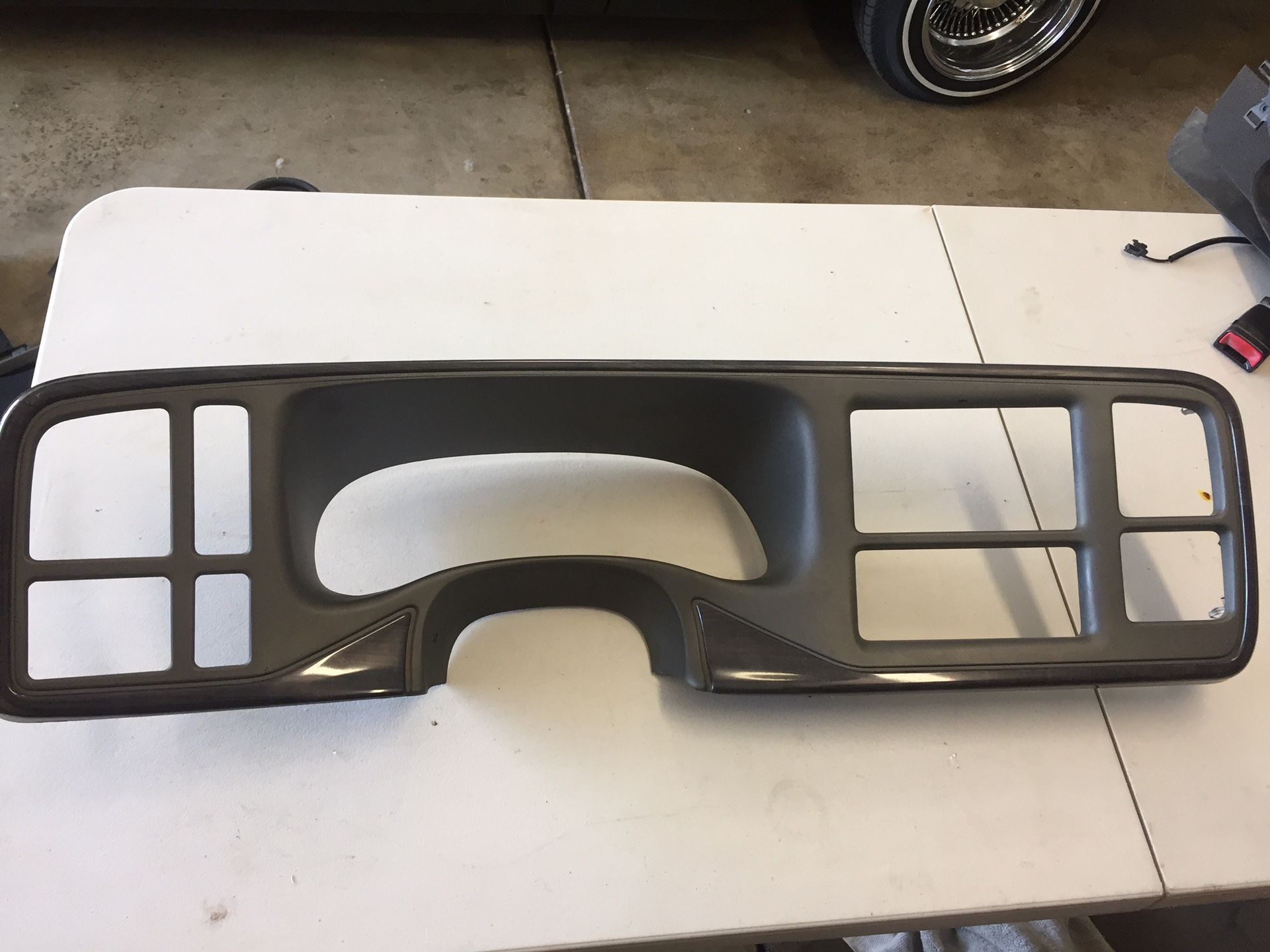 GMC Yukon Denali dash bezel