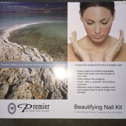 nail kit brand new