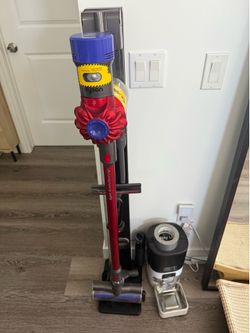 Dyson v8 Motorhead origin