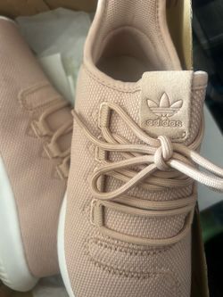 Woman’s Adidas size 6