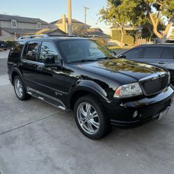 2004 Lincoln Aviator 42k Miles!!