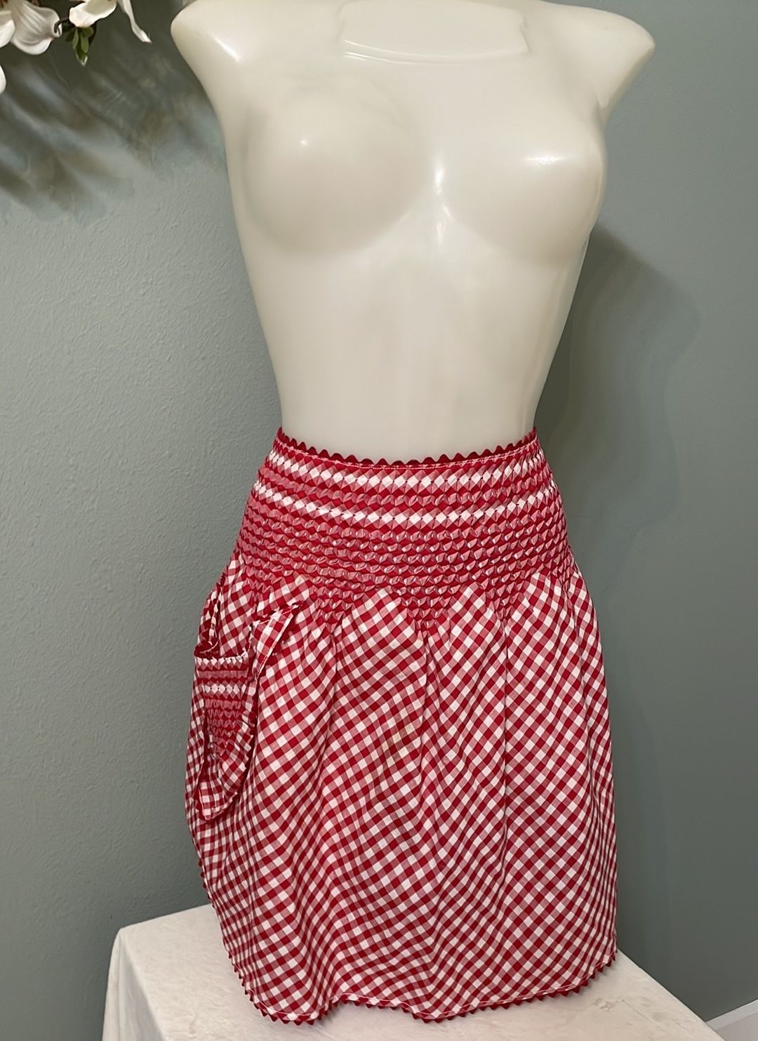 Vintage Red & White Gingham Apron with pocket
