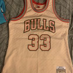 Official Scotty Pippen Jersey (Mitchell&Ness) XL
