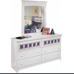 Dresser with mirror