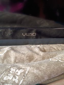 Game Monitor   32" VIZIO with Wireless keyboard and Mouse Combo by BYTECH