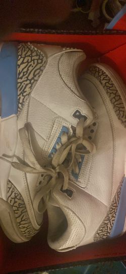 Jordan 3 UNC runners