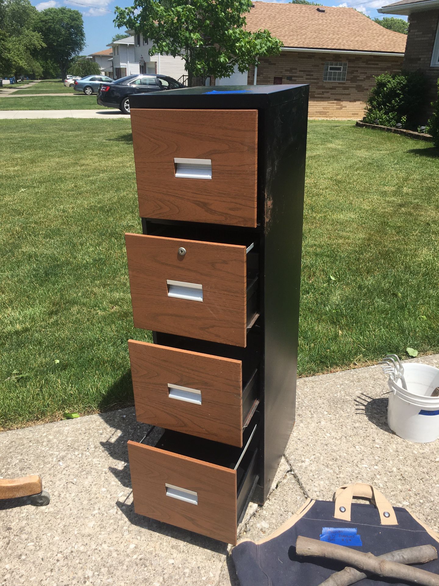 4 drawer file cabinet (black and woodgrain)