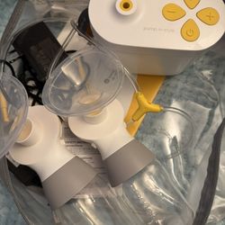 Medela Pump in style