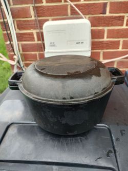 5 quart Cast Iron Pot