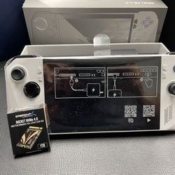 ASUS ROG ALLY Z1 EXTREME AND AMD Ryzen Graphics 
