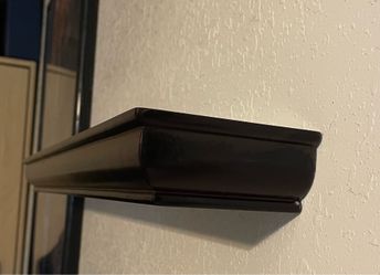 Set of 3 floating wood shelves