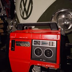Honda 1000w Generator Exellent Condition Firm 
