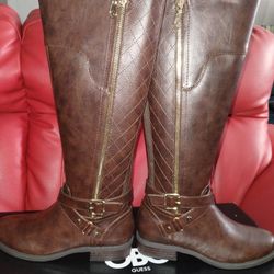 Guess Boot's Size 6