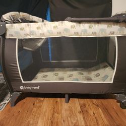 Baby Trend Bassinet + Changing Station + Play Pen Combo