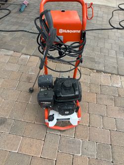 Husqvarna 3200 psi pressure gas washer