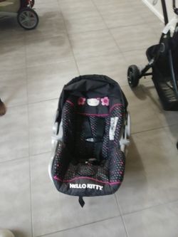 Hello kitty carseat