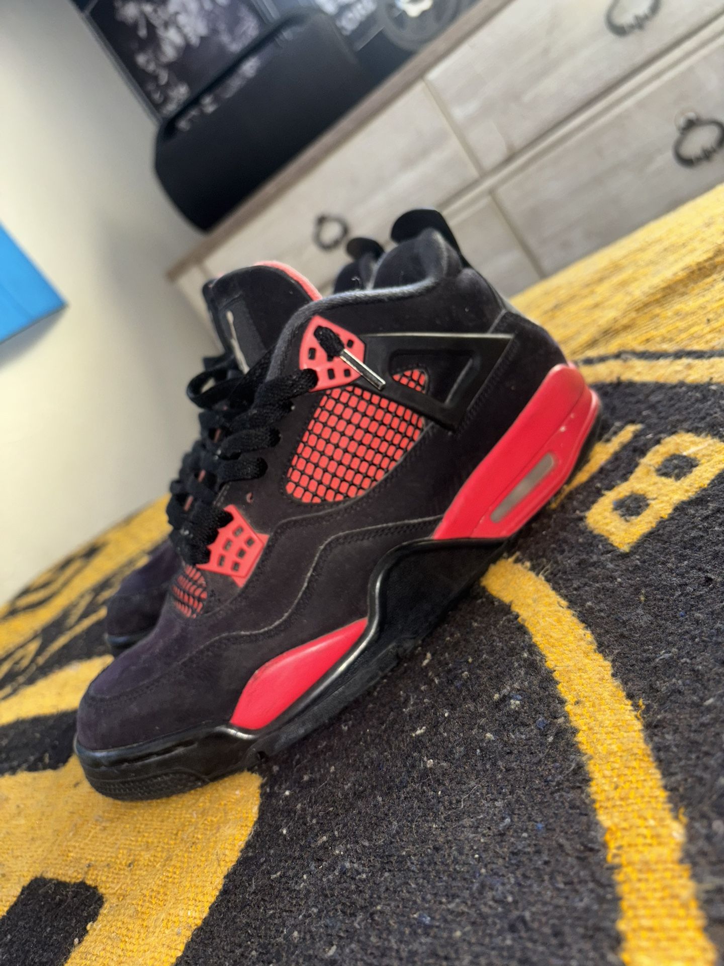 Jordan 4s Red Thunder