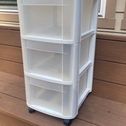 Sterlite 3 Drawer On Wheels