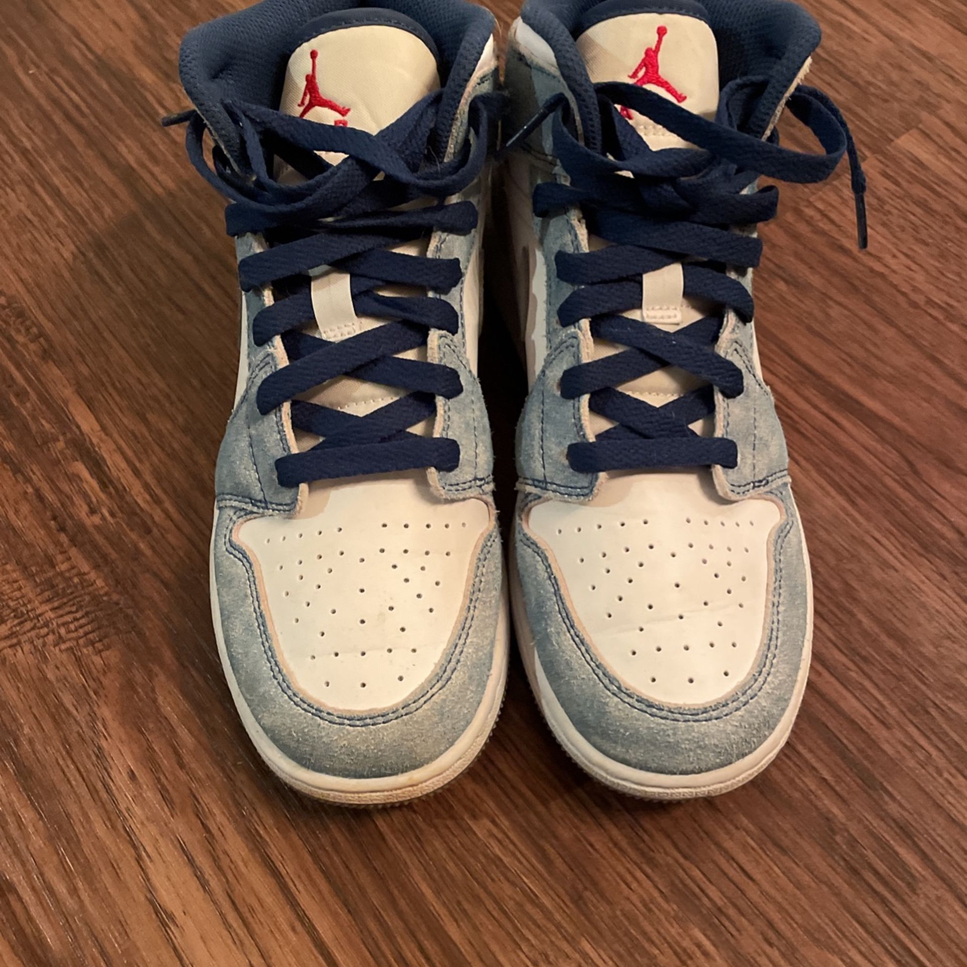 Jordan’s - Boys 6yr