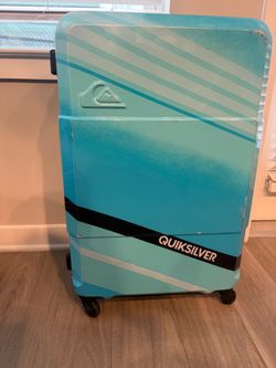 Quicksilver 26 inch Spinner Suitcase