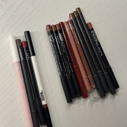 Lip Liners 