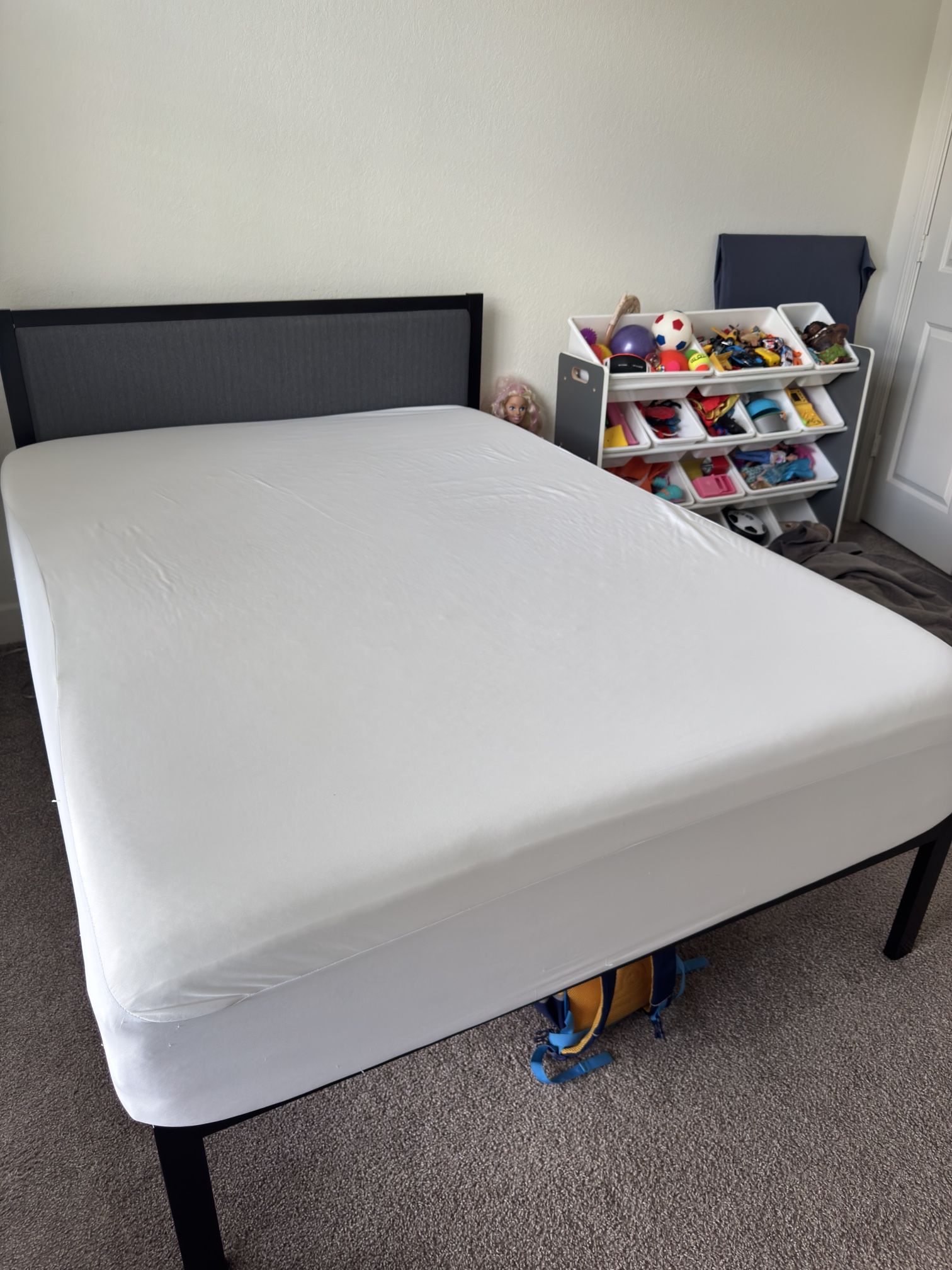 Full Size Bed
